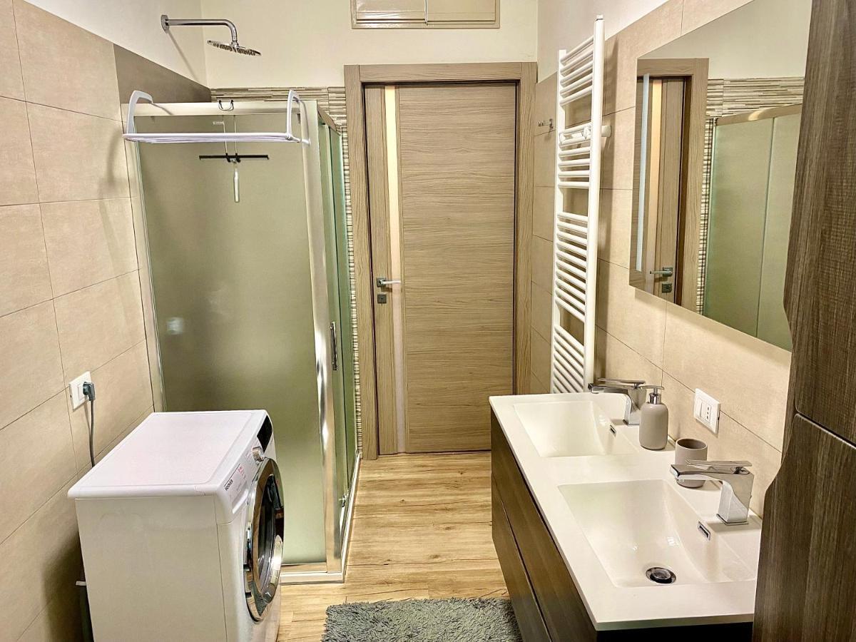 Golden Suite Marta Malpensa Milano-Laghi 布斯托阿西齐奥 外观 照片